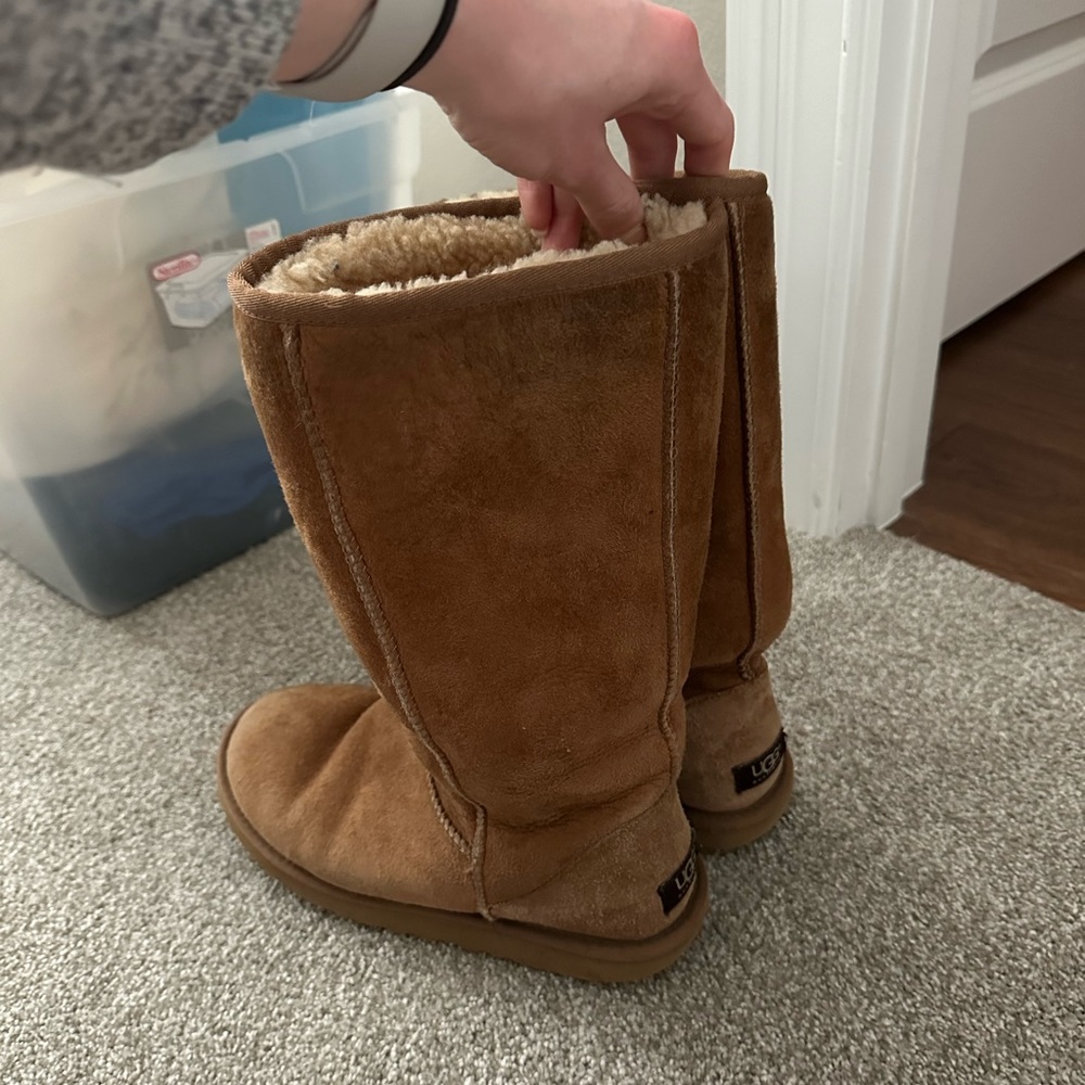 UGG classic tall boots, chestnut